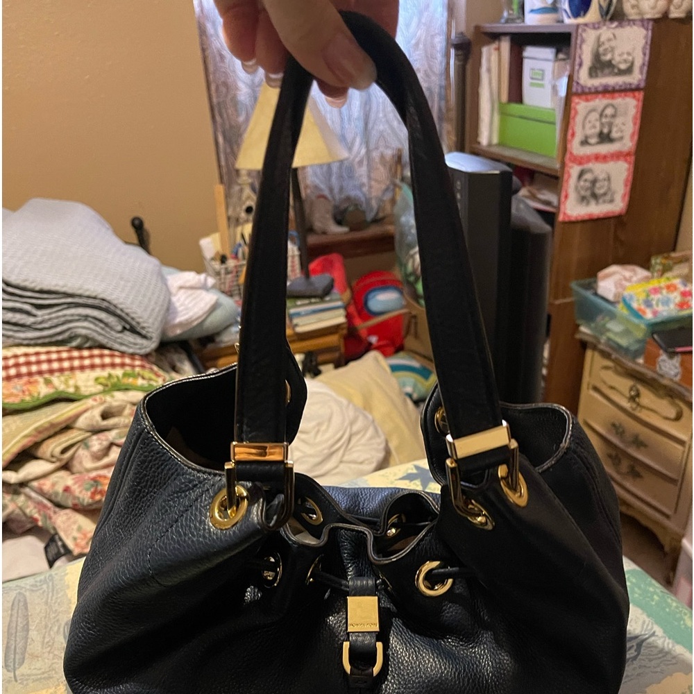 Beautiful Michael Kors handbag, Navy Blue